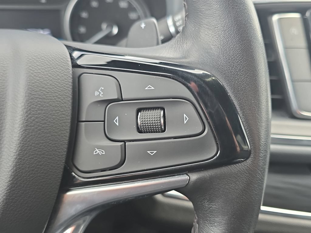 Used 2024 Buick Enclave Essence w/ LPO, Floor Liner Package FWD image 21