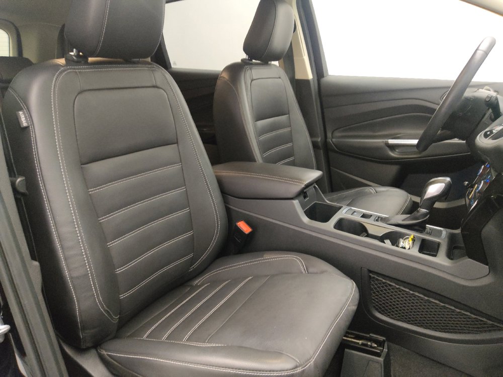 Used 2018 Ford Escape Titanium w/ Ford Safe & Smart Package image 21