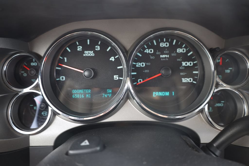Used 2009 Chevrolet Silverado 3500 LT w/ Exterior Plus Package AWD/4WD image 14