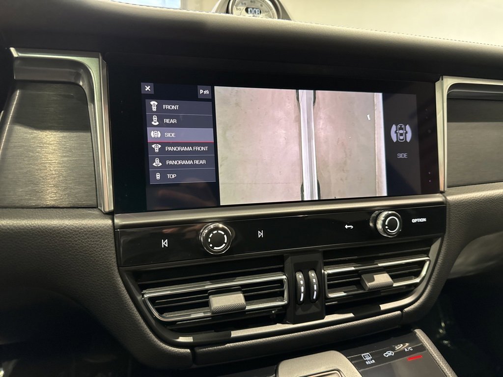 Used 2025 Porsche Macan GTS image 29