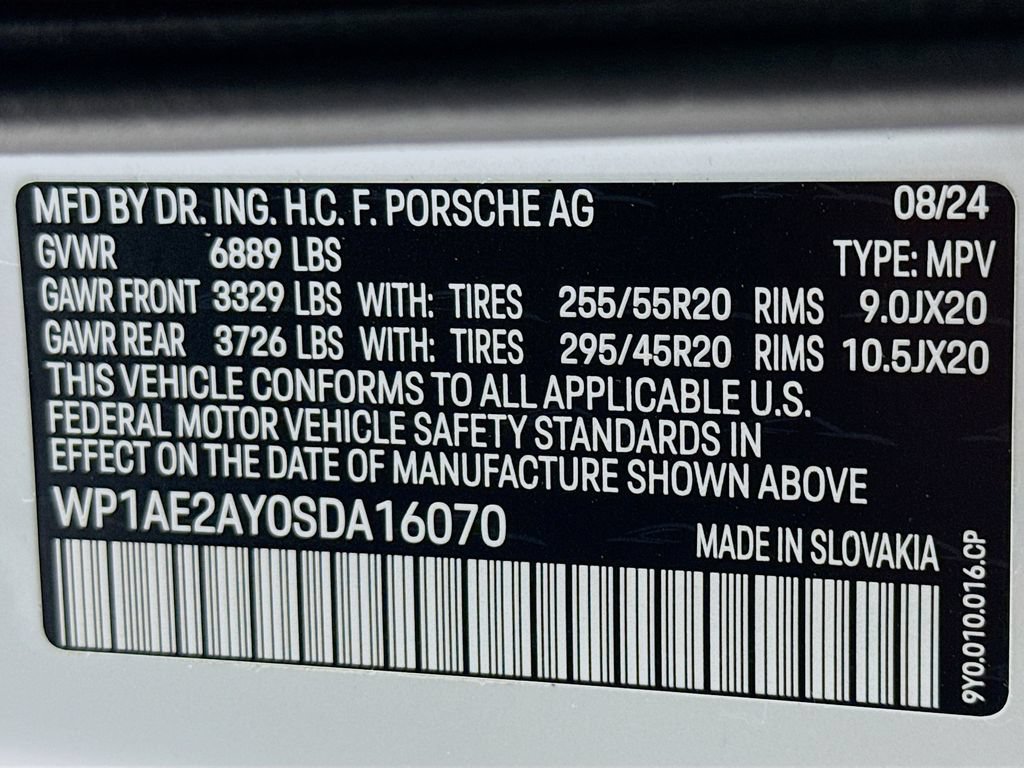 Certified 2025 Porsche Cayenne E-Hybrid AWD/4WD image 34