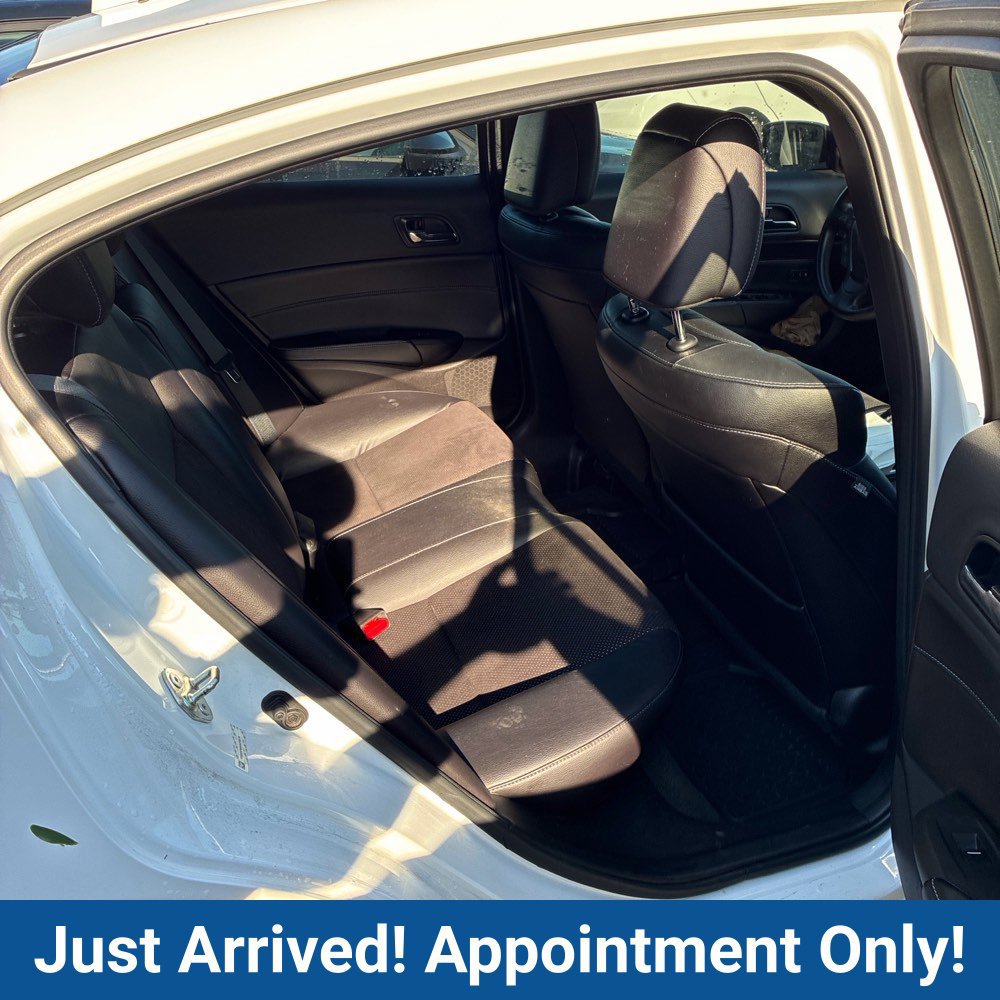 Used 2017 Acura ILX w/ Premium & A-SPEC Package FWD image 10
