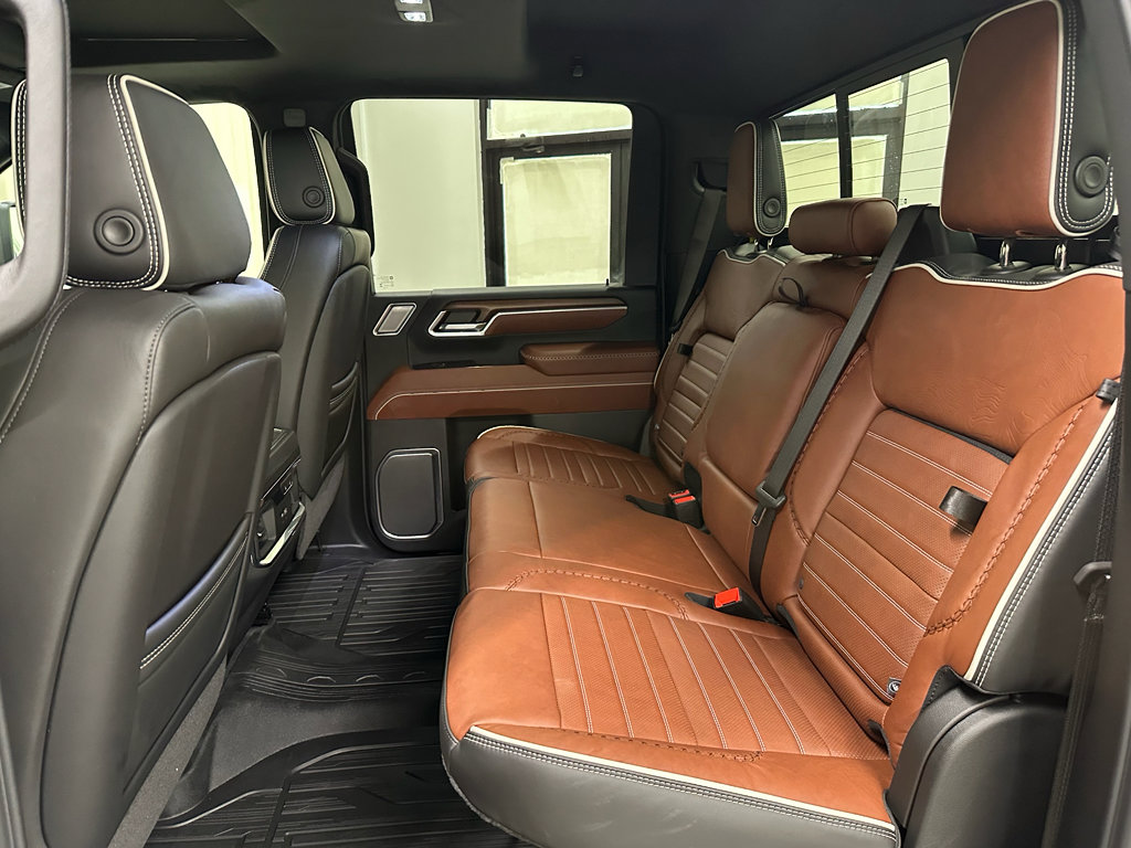 New 2026 GMC Sierra 2500 Denali Ultimate AWD/4WD image 17