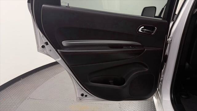 Used 2018 Dodge Durango R/T w/ Technology Group RWD image 16