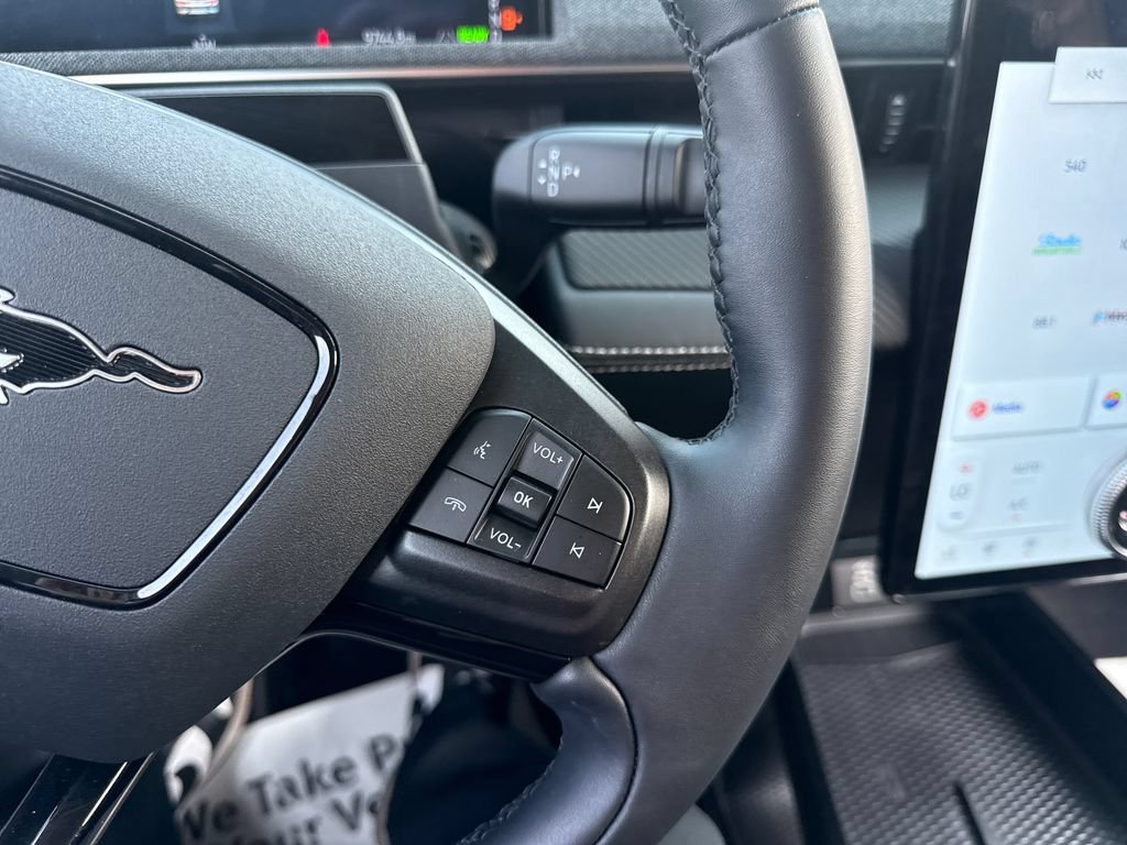 Used 2025 Ford Mustang Mach-E Premium AWD/4WD image 36