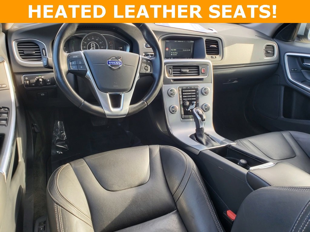 Used 2017 Volvo S60 T5 Dynamic image 7