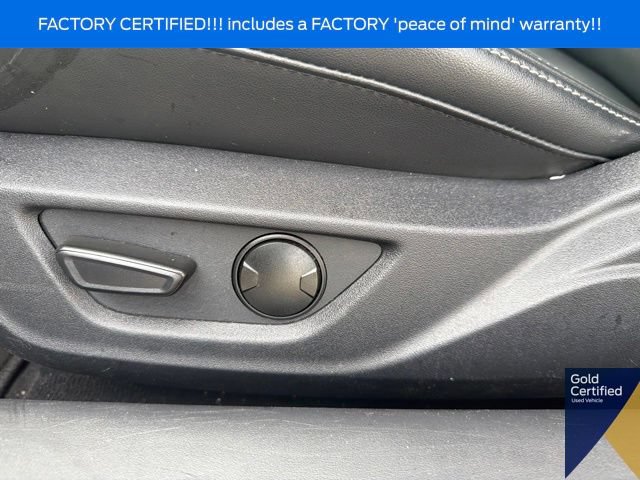 Used 2025 Ford Mustang Premium RWD image 28