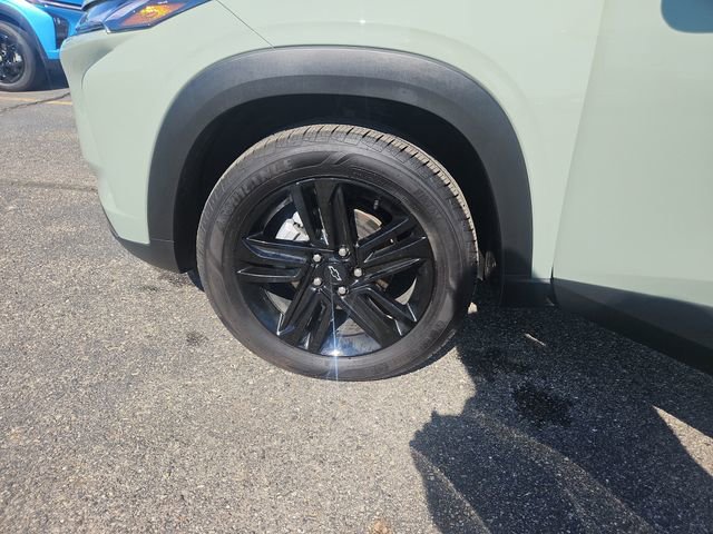 Used 2025 Chevrolet Trax ACTIV FWD image 26