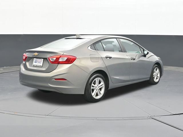 Used 2017 Chevrolet Cruze LT w/ Convenience Package FWD image 15