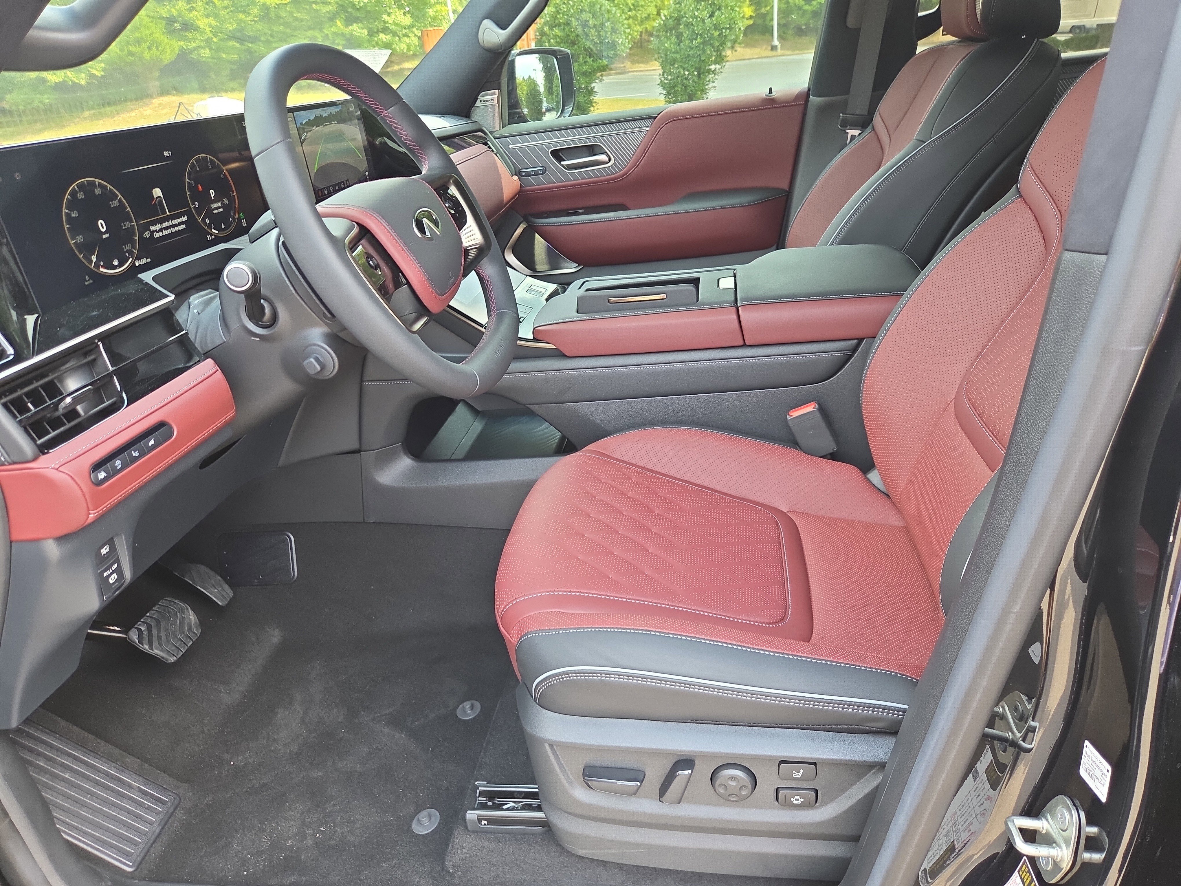 New 2025 INFINITI QX80 Autograph image 4