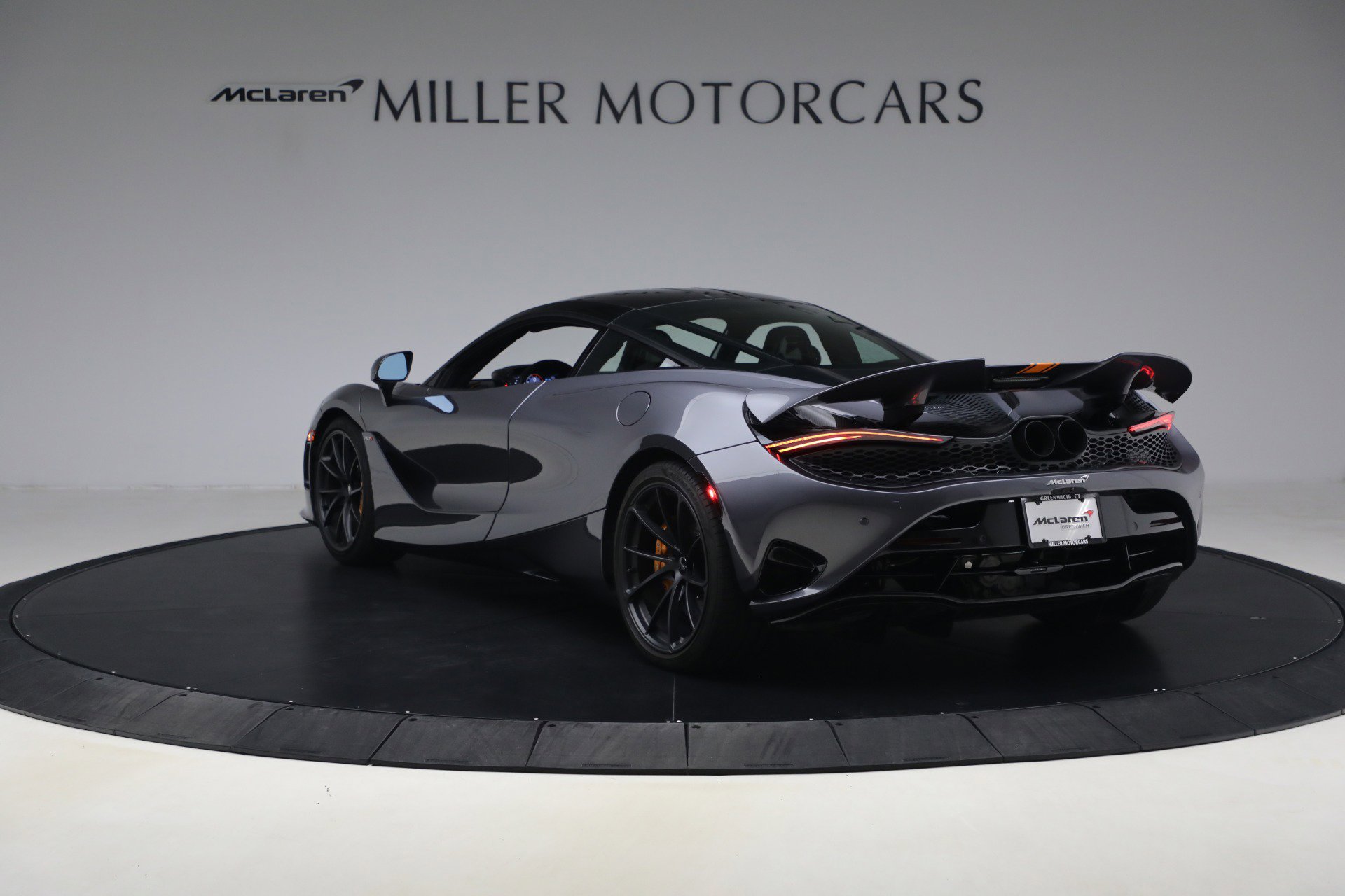 Used 2024 McLaren 750S image 5