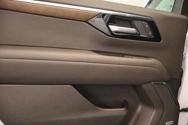 New 2026 Chevrolet Tahoe High Country w/ Sun And Tow Package AWD/4WD image 27
