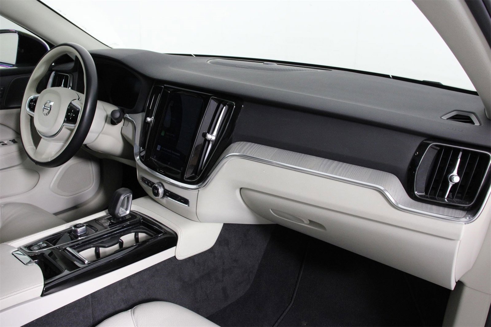 Certified 2025 Volvo S60 T8 Plus w/ Climate Package image 22