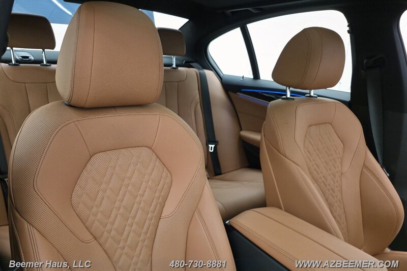 Used 2023 BMW 530e w/ Premium Package RWD image 44