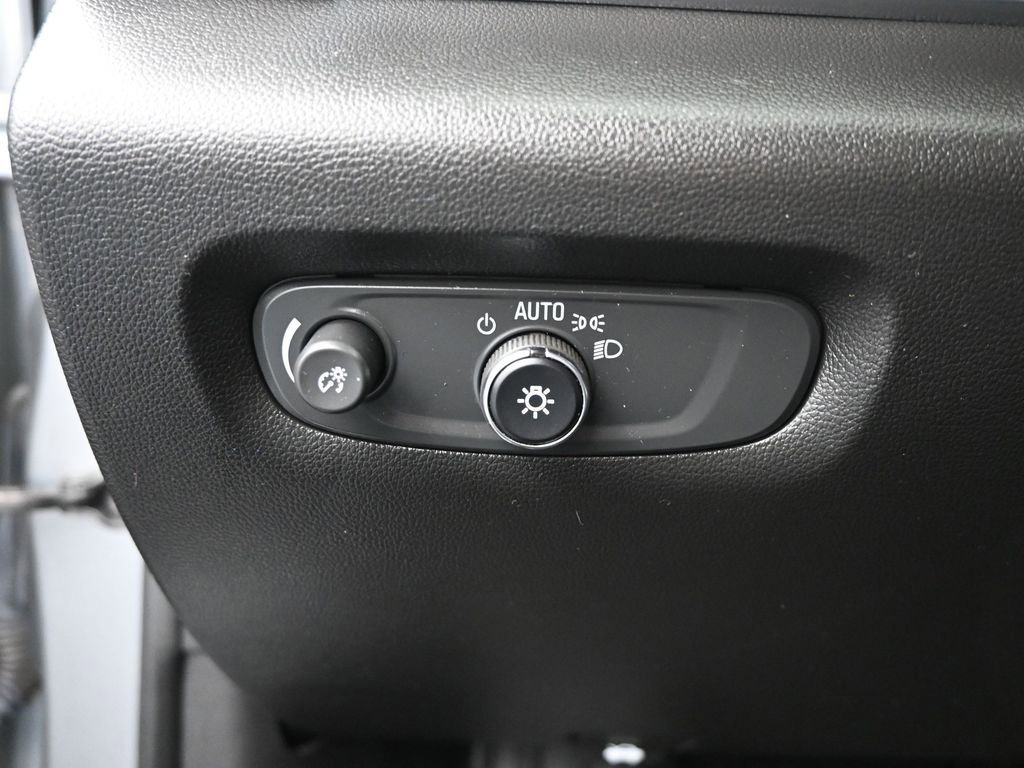 Certified 2023 Chevrolet Traverse Premier image 33