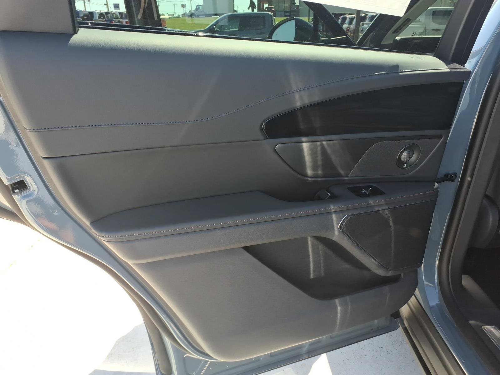 New 2026 Lincoln Nautilus Reserve image 11