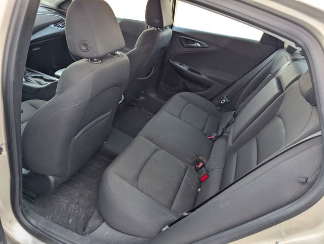 Used 2016 Chevrolet Malibu LT image 14