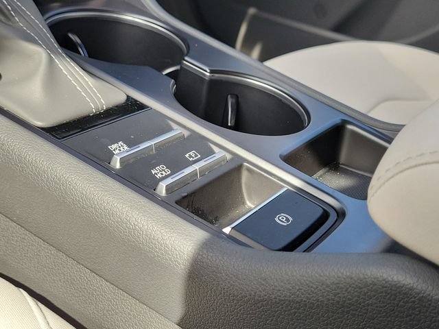 Used 2025 Hyundai Sonata SE FWD image 27