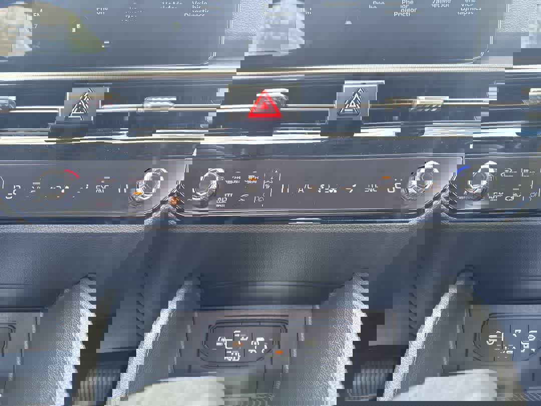 New 2026 Kia Sportage EX image 18