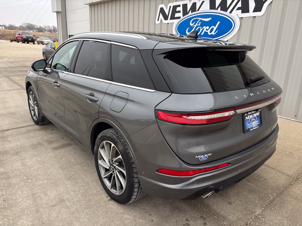 Used 2023 Lincoln Corsair Grand Touring w/ Equipment Group 302A AWD/4WD image 6