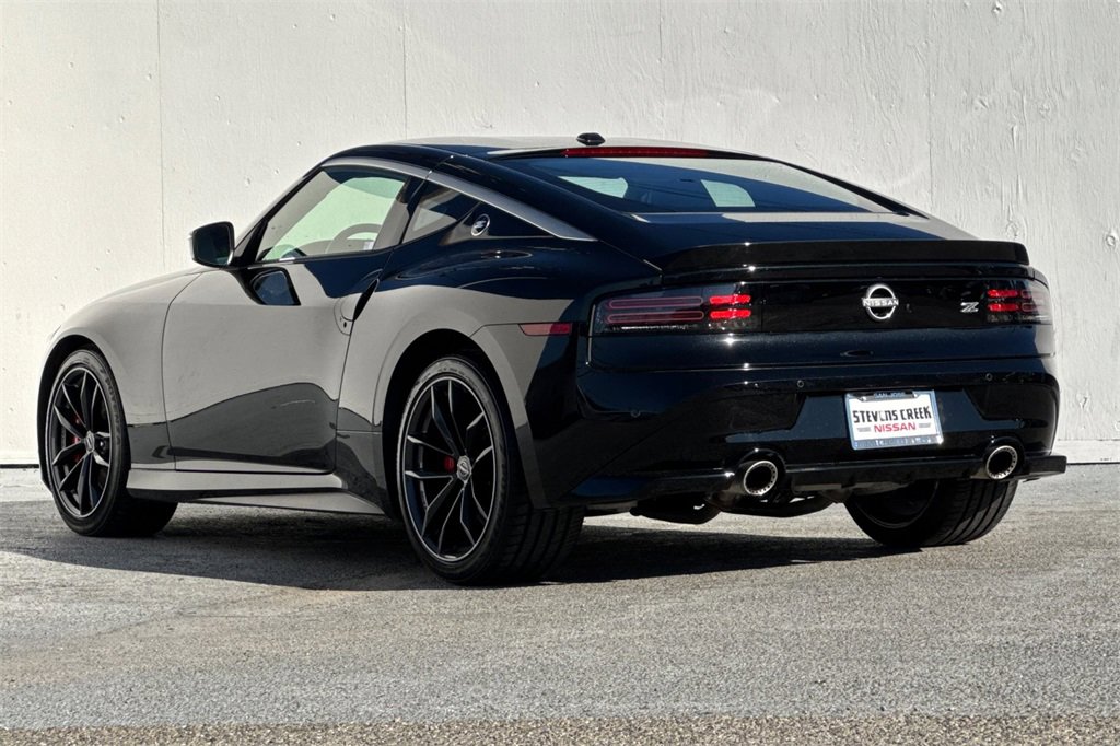 Used 2024 Nissan Z Performance w/ Floor Mat Package image 6