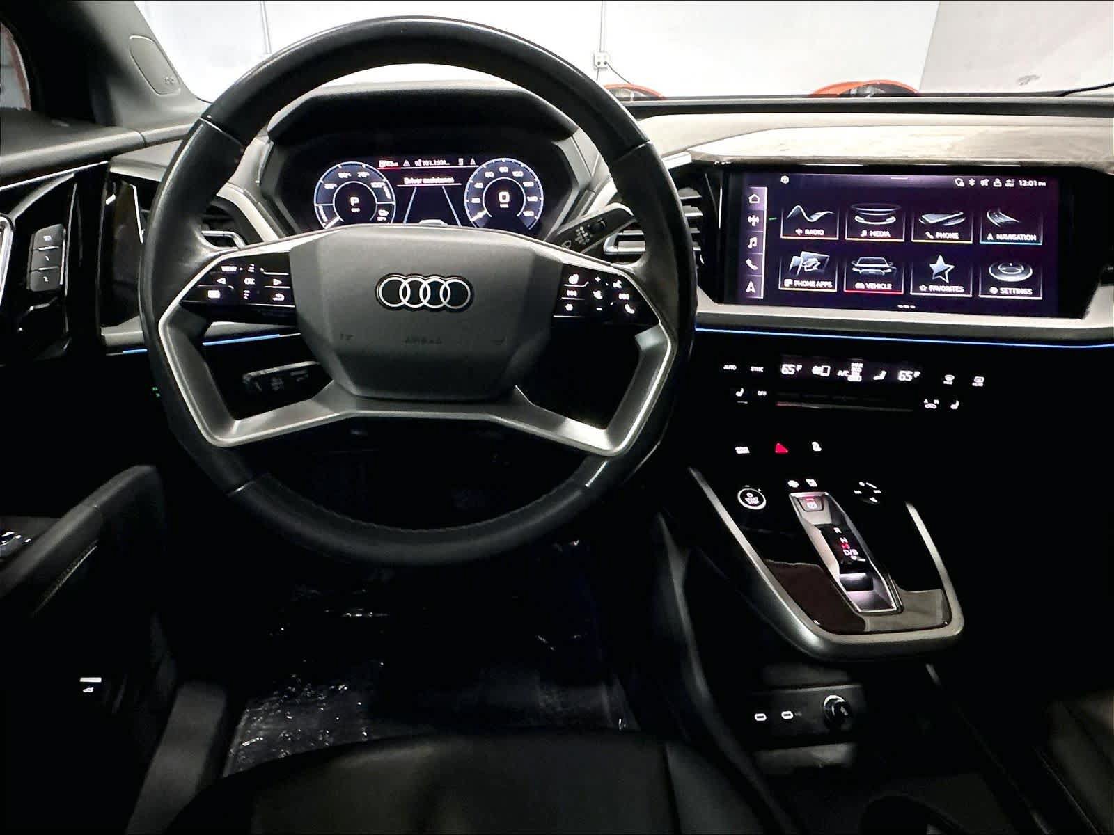 Certified 2024 Audi Q4 e-tron Premium Plus w/ Premium Plus AWD/4WD image 9