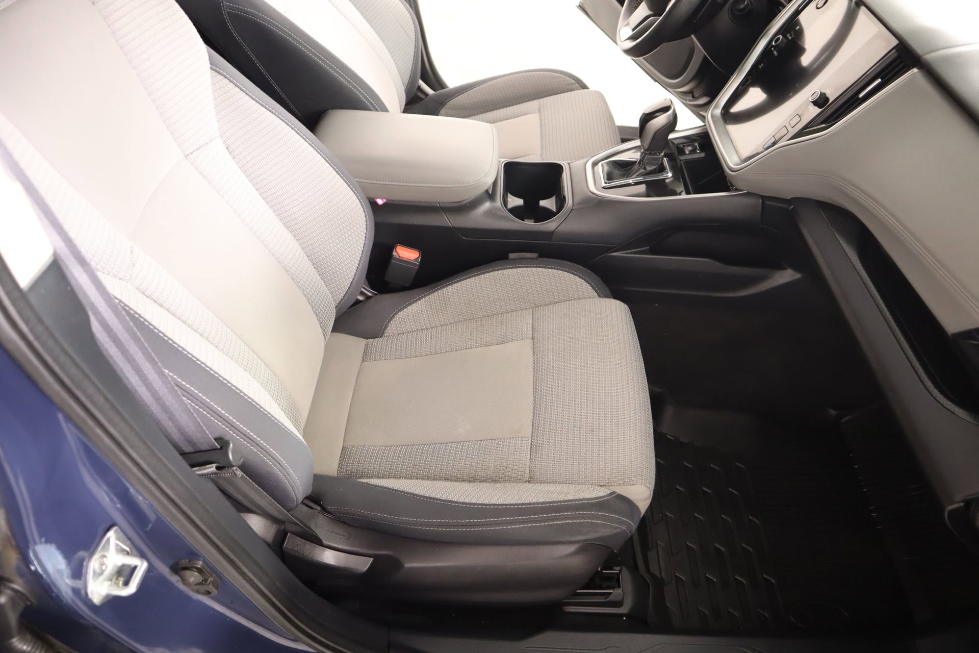 Used 2024 Subaru Outback Premium image 13