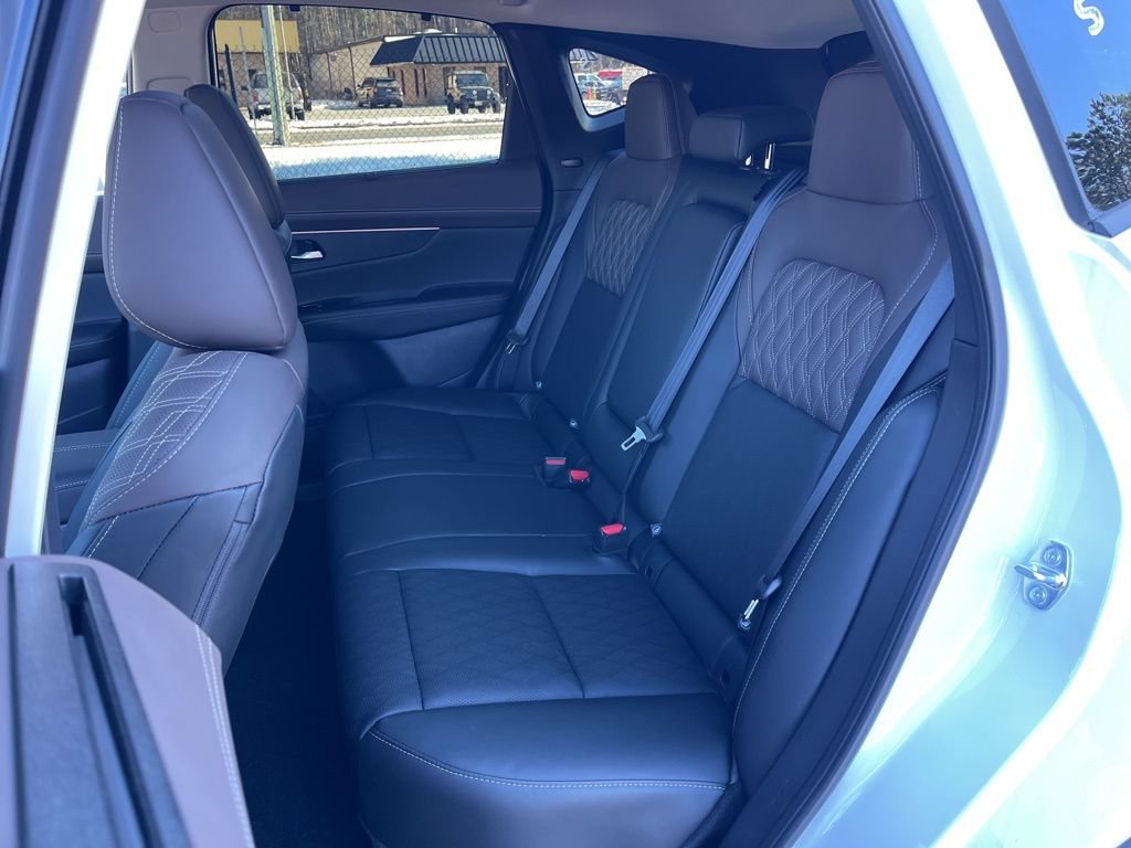 New 2026 Nissan Murano Platinum w/ Cargo Package AWD/4WD image 19