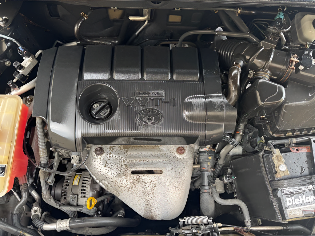 Used 2011 Toyota RAV4 4WD w/ Preferred Premium Pkg image 10