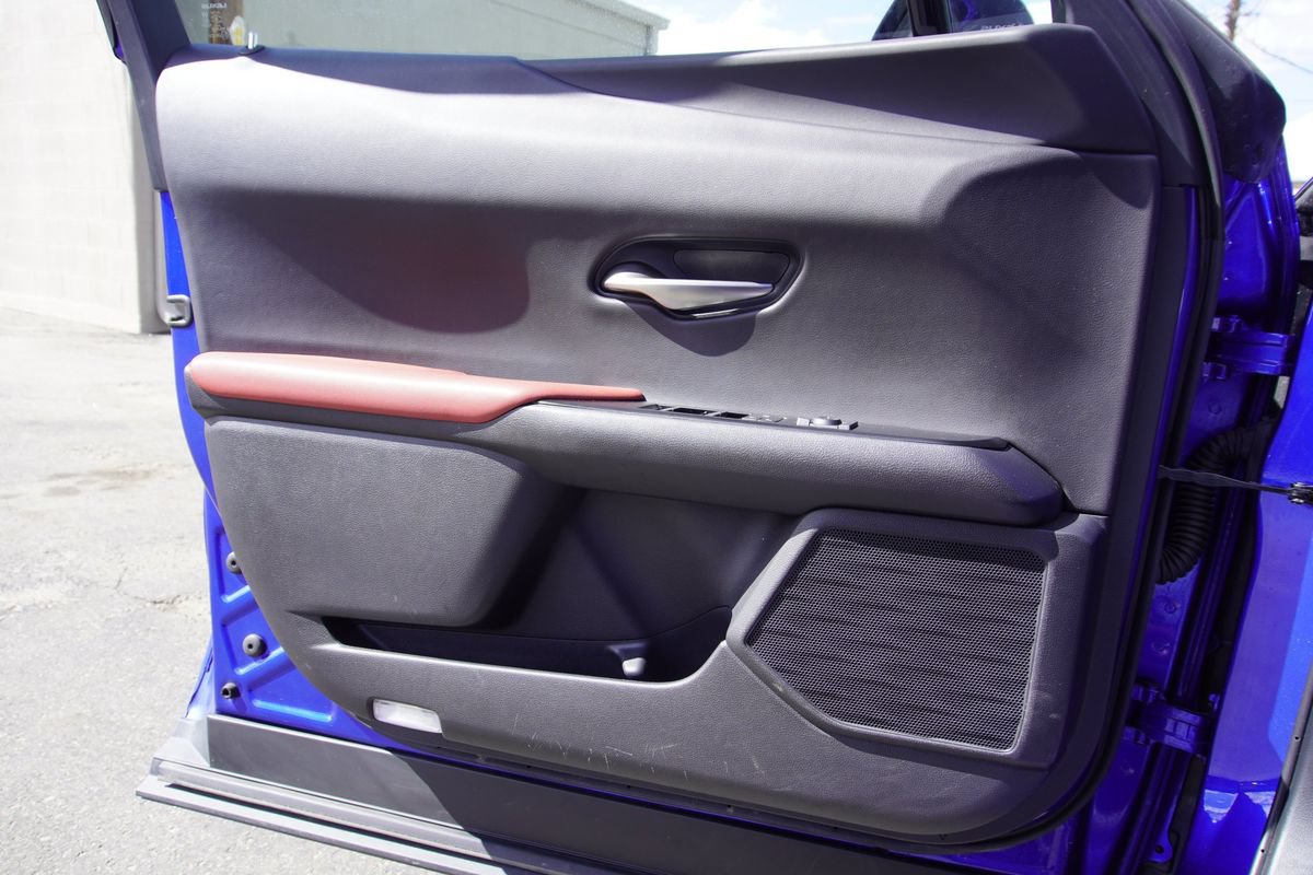 Used 2019 Lexus UX 250h F Sport w/ F Sport Premium Package AWD/4WD image 28