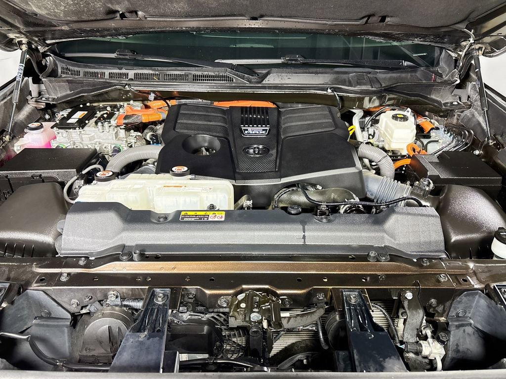 Used 2023 Toyota Sequoia Limited image 22