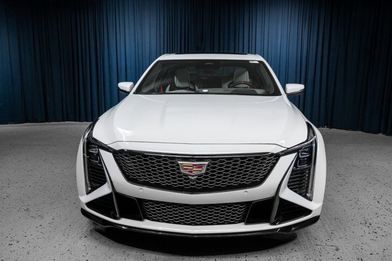 Used 2026 Cadillac CT5 V Blackwing w/ LPO, Red Accent Package RWD image 2