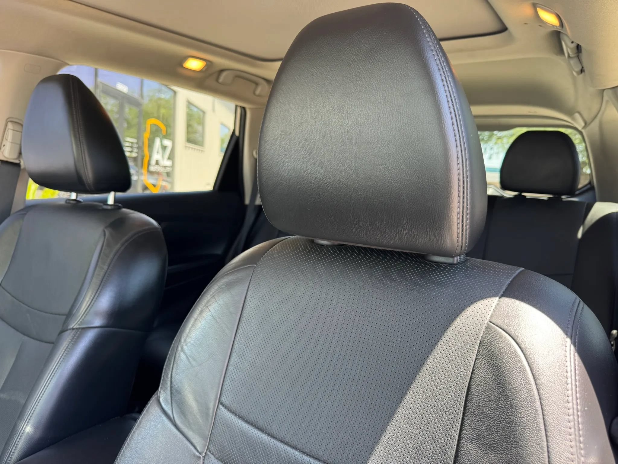 Used 2014 Nissan Rogue SL w/ SL Premium Package AWD/4WD image 15