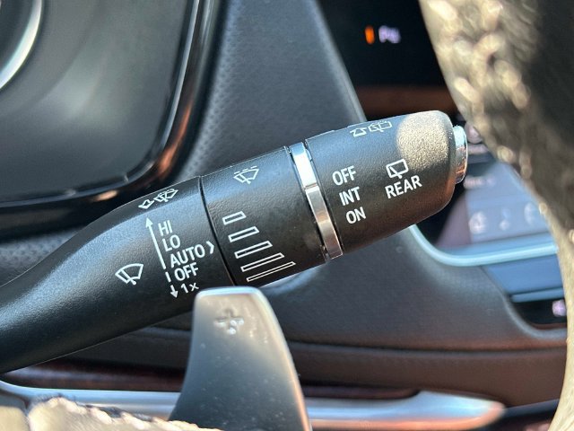 Used 2024 Cadillac XT5 Sportv AWD/4WD image 27