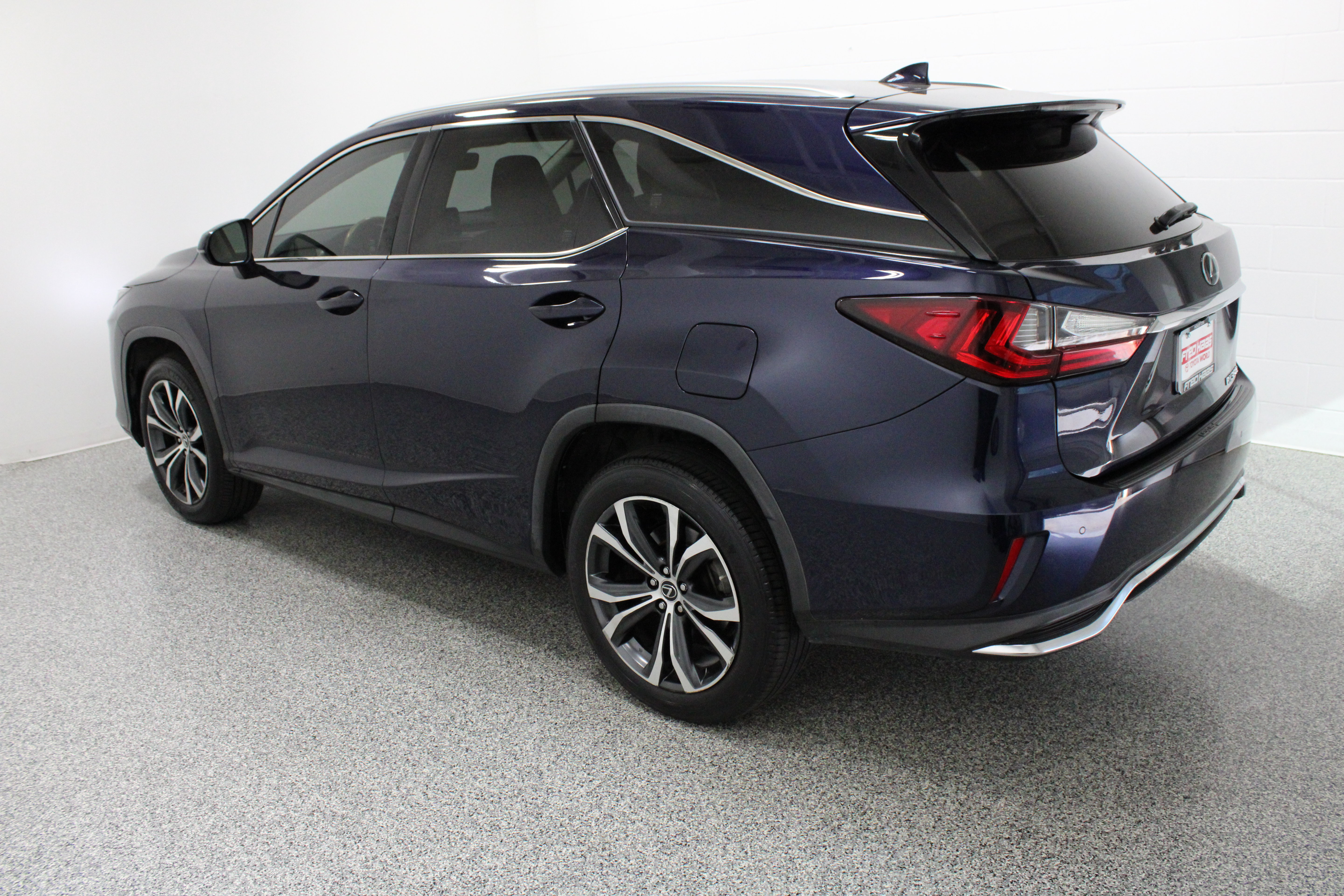 Used 2022 Lexus RX 350L FWD w/ Premium Package image 9