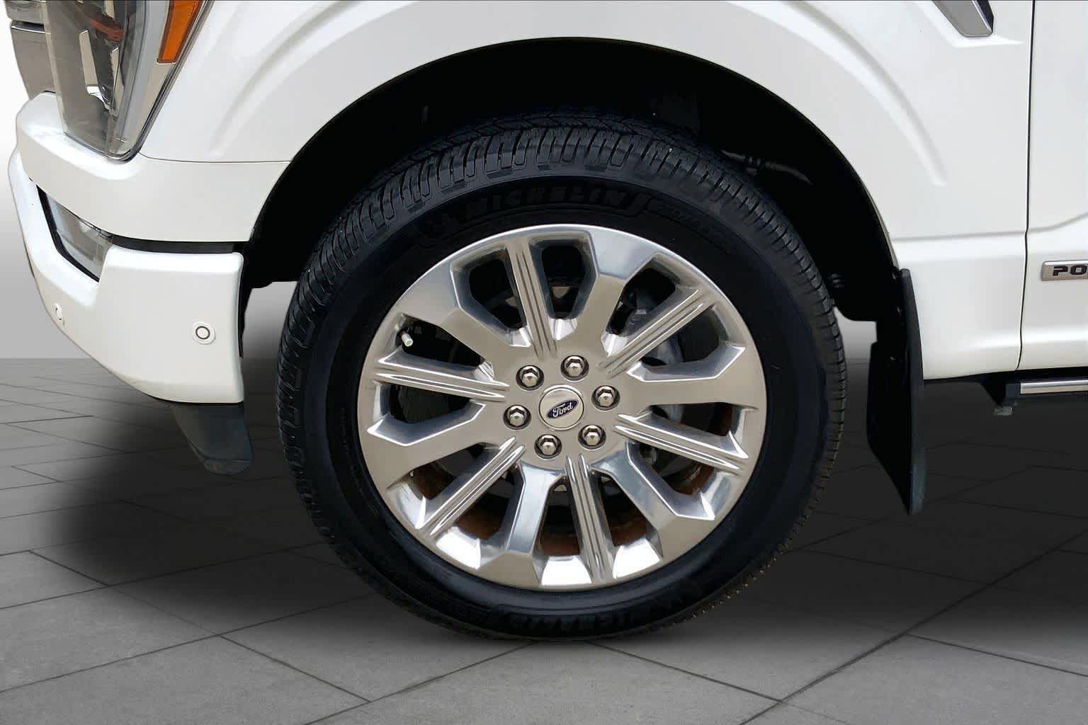 Used 2021 Ford F150 Limited AWD/4WD image 11