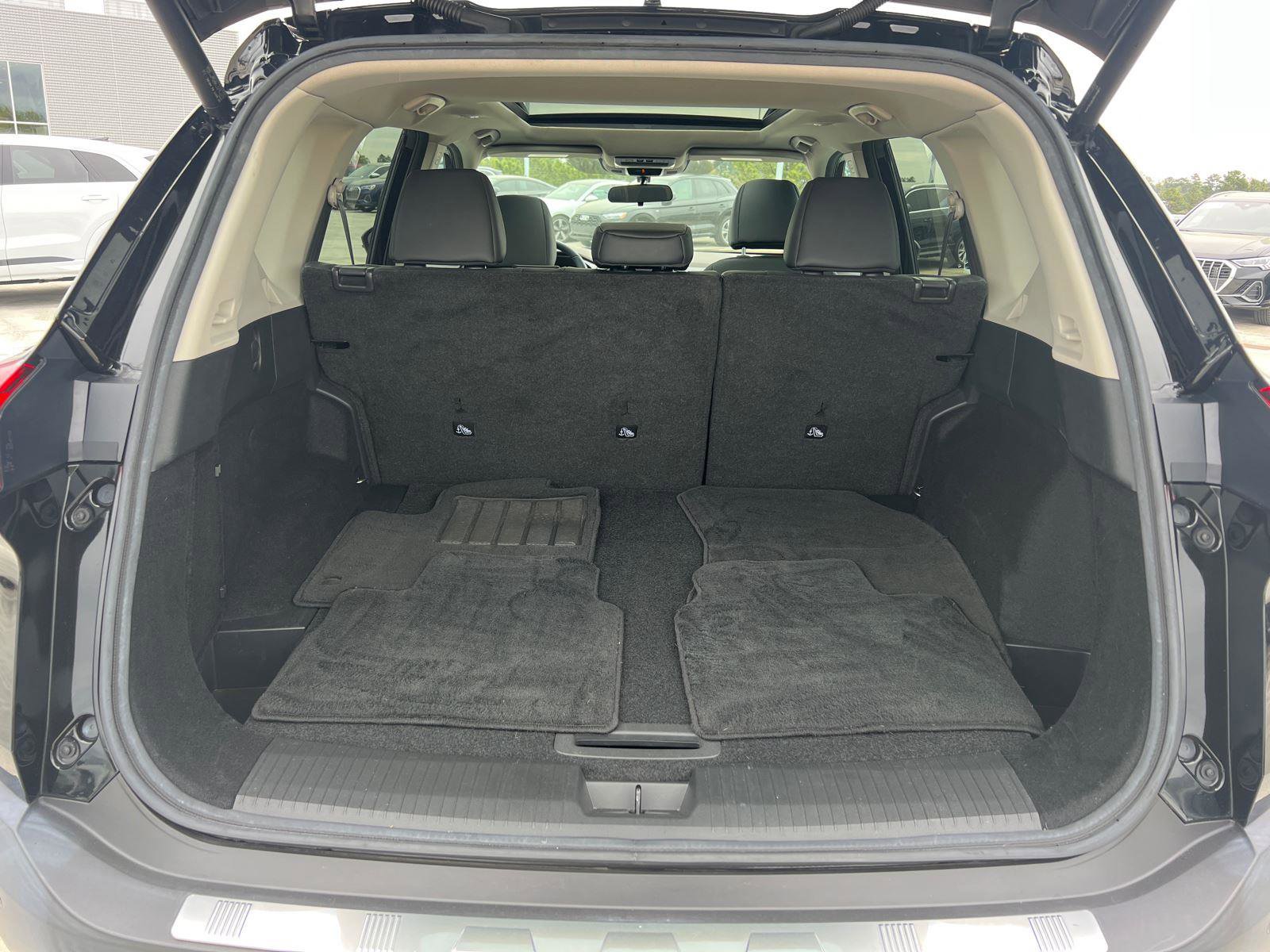 Used 2021 Nissan Rogue SV w/ Premium Package image 18