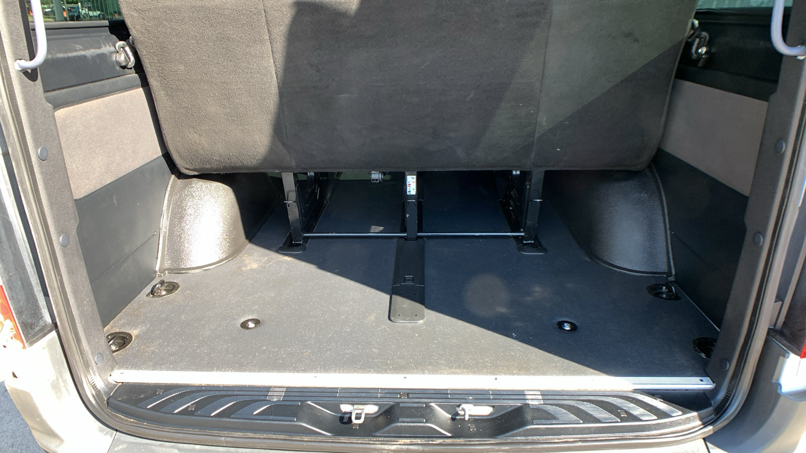 Used 2021 Mercedes-Benz Sprinter 2500 image 30