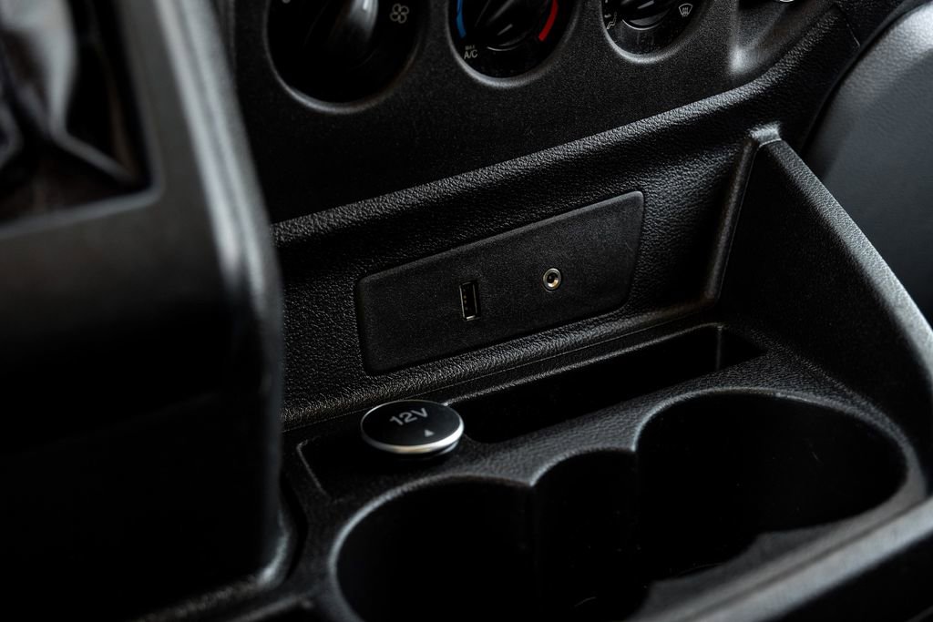 Used 2015 Ford Transit 150 XLT image 23