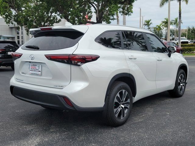 New 2026 Toyota Highlander XLE AWD/4WD image 4