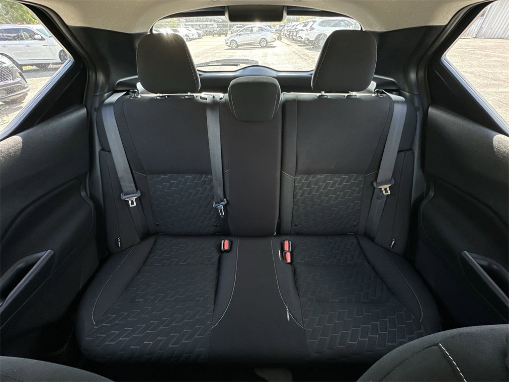 Used 2022 Nissan Kicks S image 21