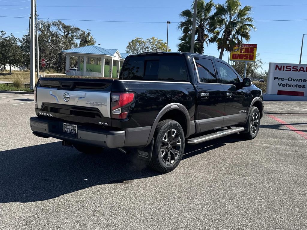 Certified 2022 Nissan Titan Platinum Reserve w/ Moonroof Package image 4