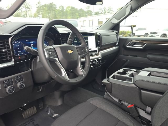 Used 2025 Chevrolet Silverado 1500 LT image 24