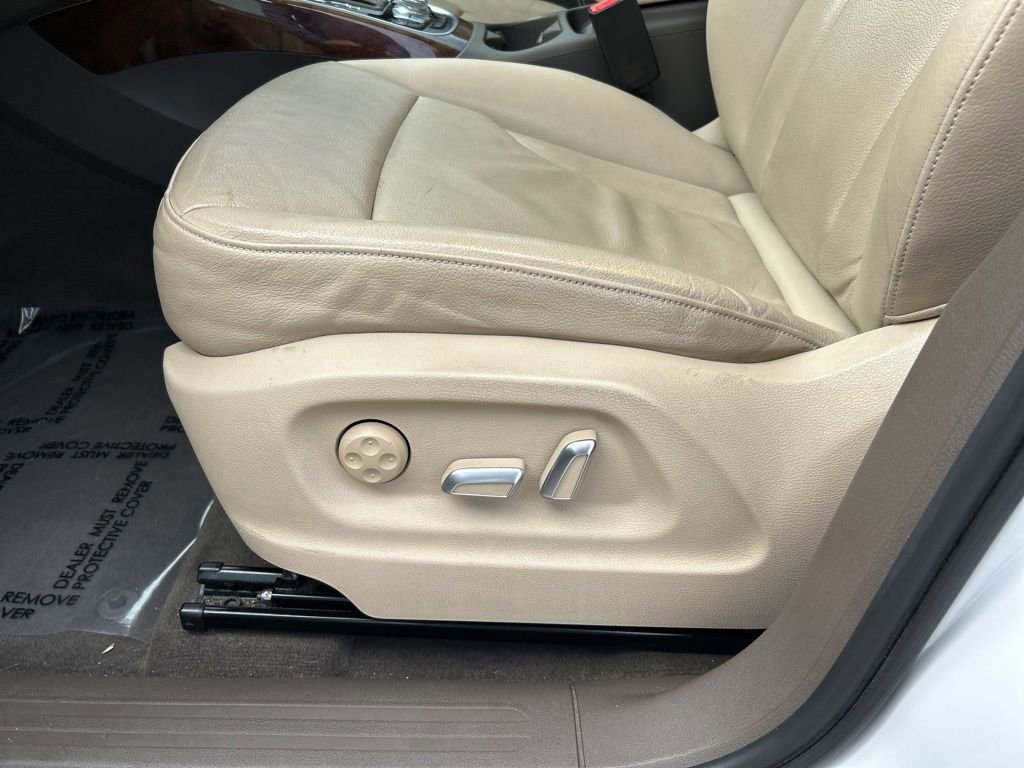 Used 2016 Audi Q5 2.0T Premium Plus w/ Technology Package image 16