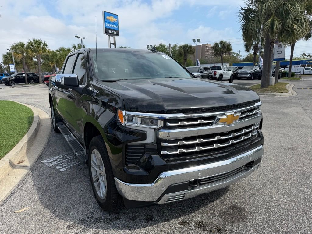 Used 2025 Chevrolet Silverado 1500 LTZ w/ Technology Package image 2