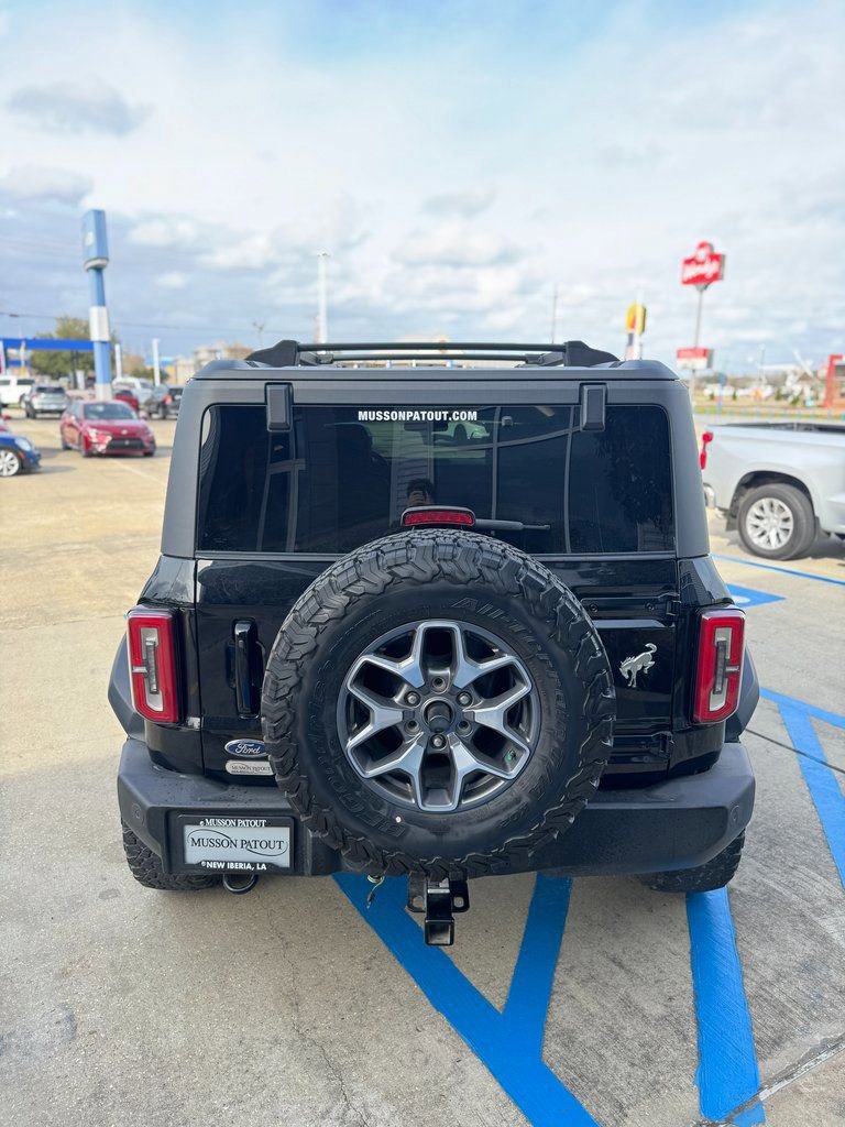 Used 2022 Ford Bronco Outer Banks image 6