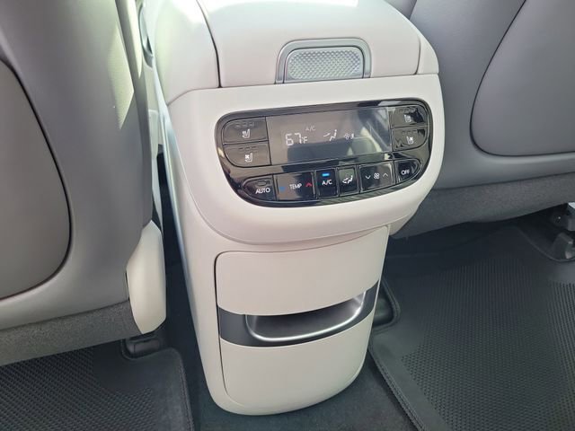 New 2026 Hyundai Ioniq 9 Calligraphy image 19