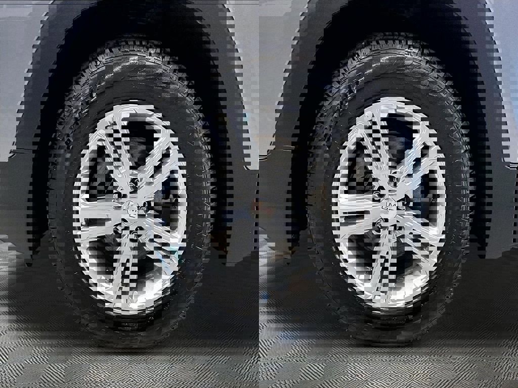 Used 2018 GMC Terrain SLE w/ Driver Convenience Package image 27