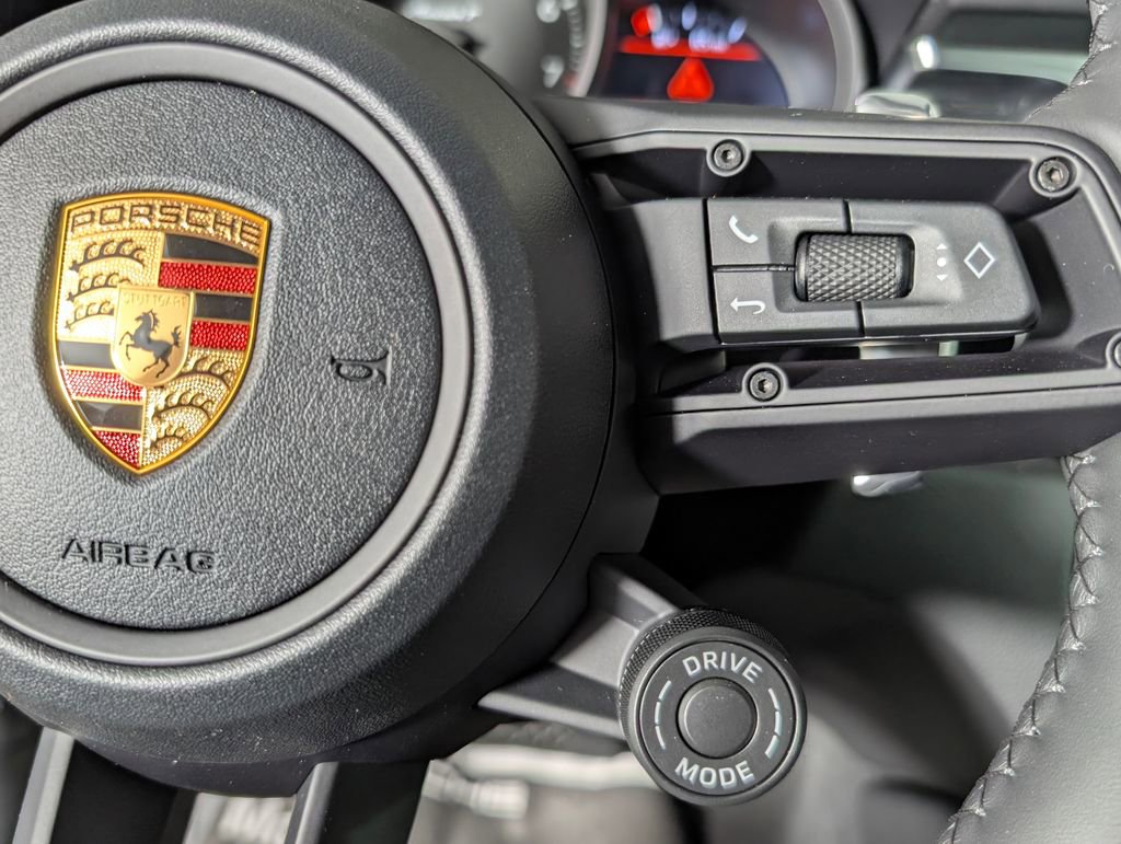 New 2026 Porsche Macan Turbo image 35