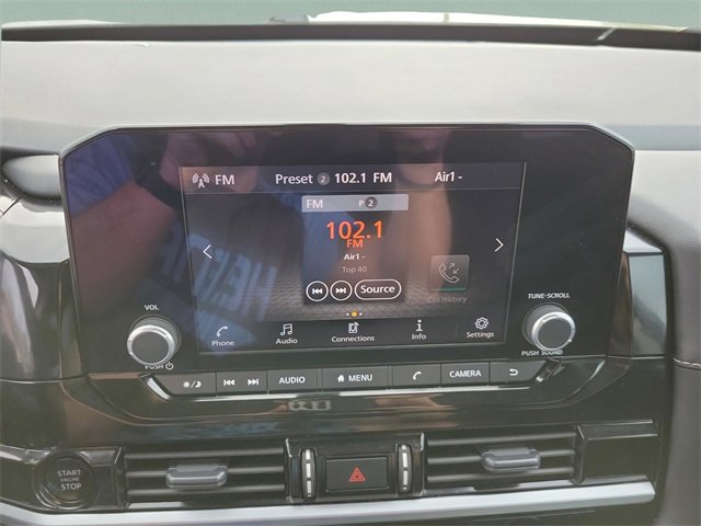 Used 2025 Nissan Pathfinder SV image 20